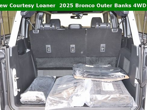 New 2025 Ford Bronco Outer Banks image 27