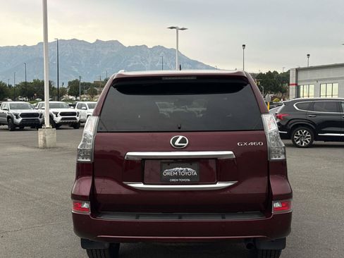 Used 2022 Lexus GX 460 Premium w/ Premium Package AWD/4WD image 4