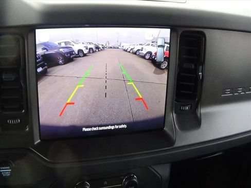 Used 2025 Ford Bronco Big Bend image 27