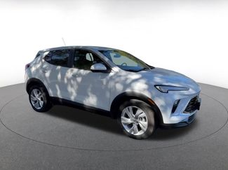 Used 2025 Buick Encore GX Preferred video 2