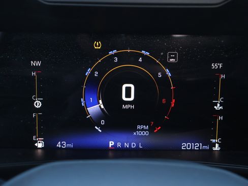 Used 2023 Chevrolet Colorado W/T image 12