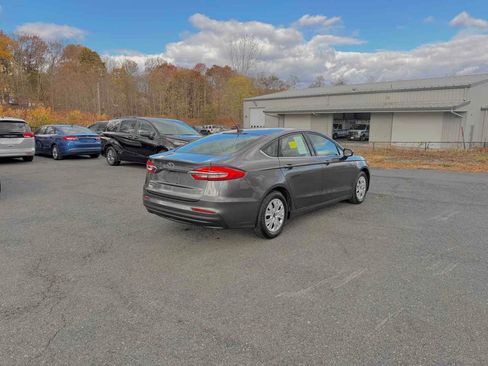 Used 2019 Ford Fusion S image 7