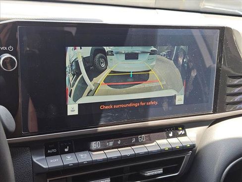 Used 2025 Toyota Camry XSE FWD image 15