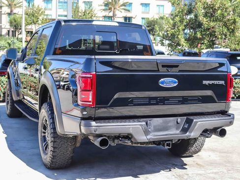 Used 2018 Ford F150 Raptor w/ Equipment Group 802A Luxury AWD/4WD image 4