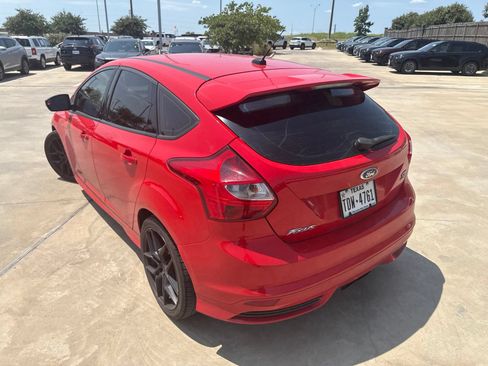 Used 2013 Ford Focus ST FWD image 5