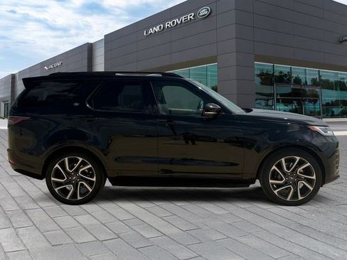 Certified 2024 Land Rover Discovery Metropolitan Edition AWD/4WD image 6