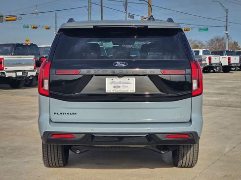 New 2026 Ford Expedition Platinum w/ Stealth Appearance Package image 8