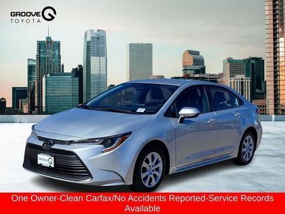 Used 2025 Toyota Corolla LE