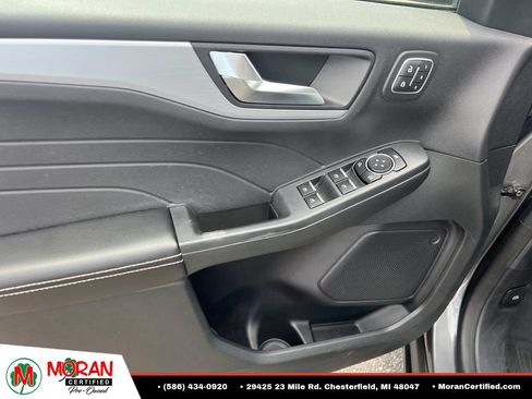 Used 2023 Ford Escape Platinum AWD/4WD image 15