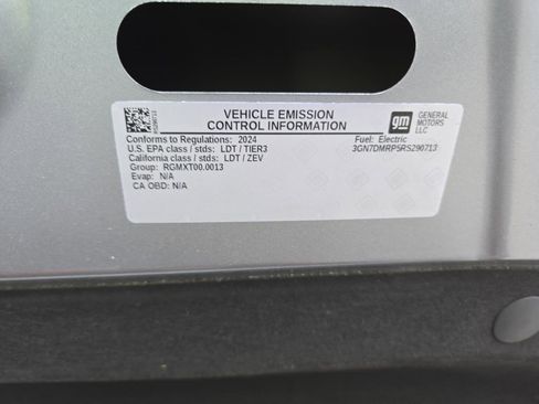 Used 2024 Chevrolet Equinox EV LT w/ Active Safety Package 3 image 11