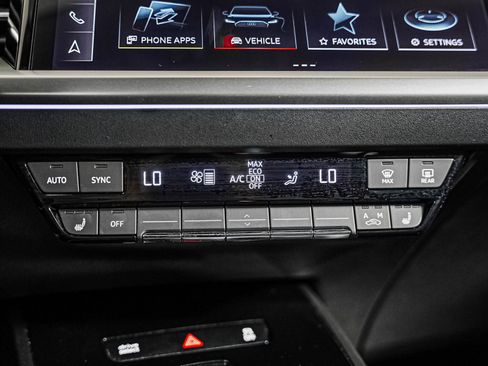 Used 2023 Audi Q4 e-tron Premium Plus w/ Premium Plus AWD/4WD image 25