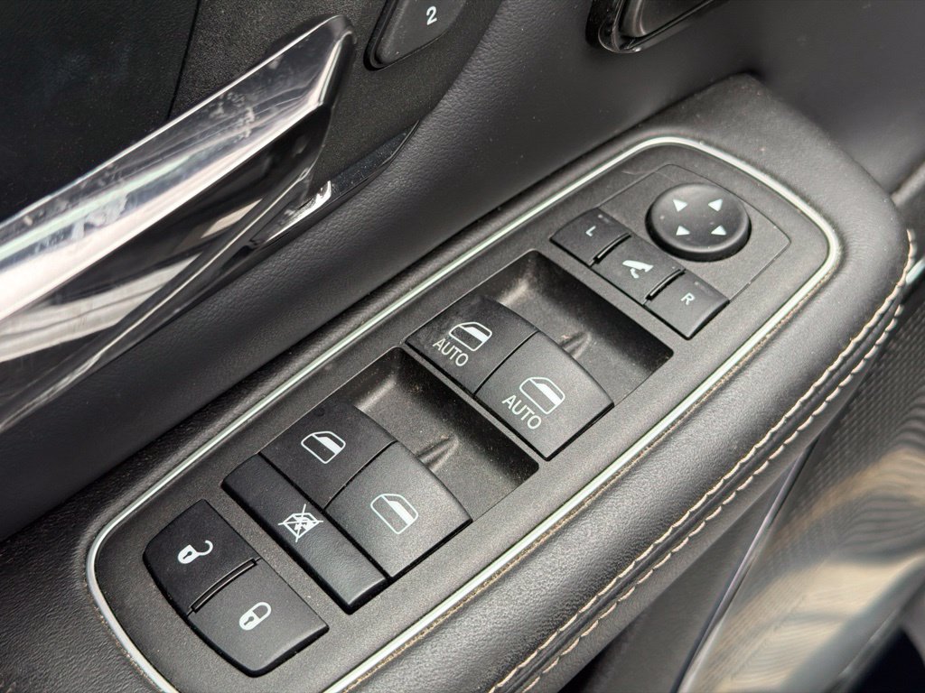 Used 2023 RAM 1500 Limited AWD/4WD image 13
