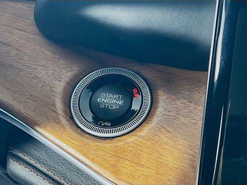 Used 2022 Jeep Grand Cherokee Summit image 18