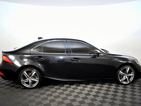 Used 2017 Lexus IS 300 AWD image 6