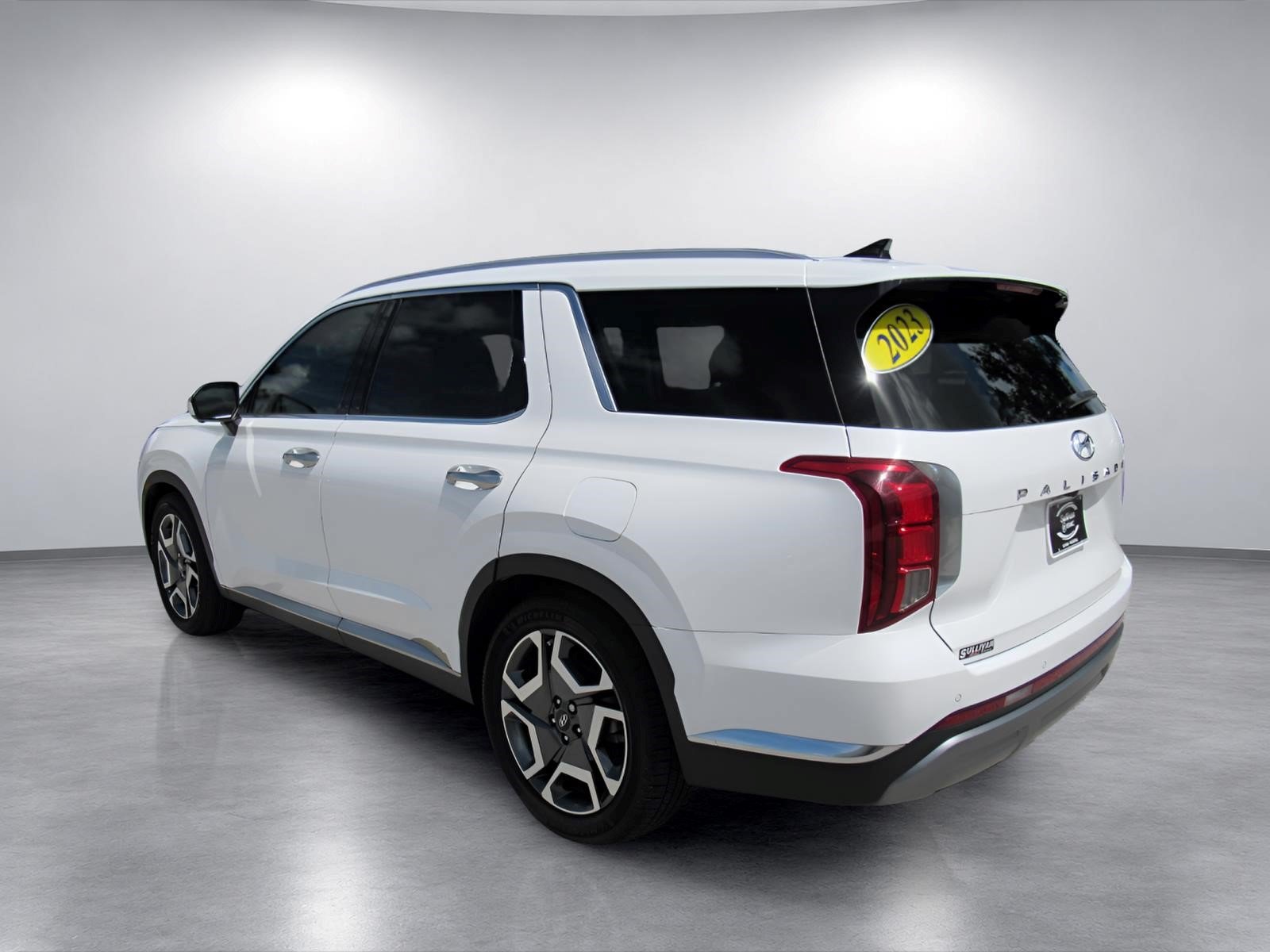 Used 2023 Hyundai Palisade Limited FWD image 5