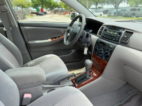 Used 2005 Toyota Corolla S FWD image 26