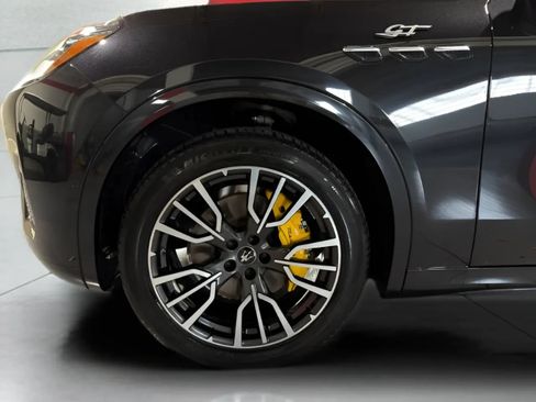 Used 2023 Maserati Grecale GT AWD/4WD image 33