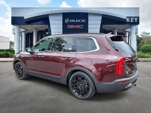 Used 2021 Kia Telluride SX w/ Nightfall Edition Package AWD/4WD image 3