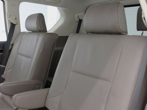 Used 2017 Lexus GX 460 Premium image 38