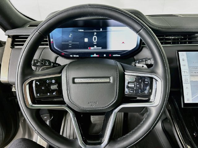 Used 2025 Land Rover Range Rover Sport SE AWD/4WD image 12