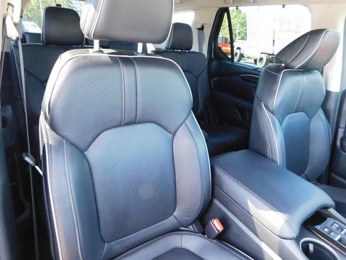 Used 2023 Honda Pilot Elite image 21