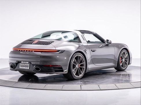 Used 2024 Porsche 911 Targa 4S w/ Premium Package image 15