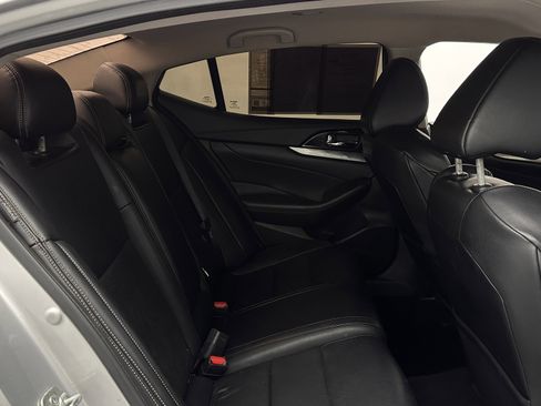 Used 2020 Nissan Maxima 3.5 SV w/ Floor Mat Group FWD image 31