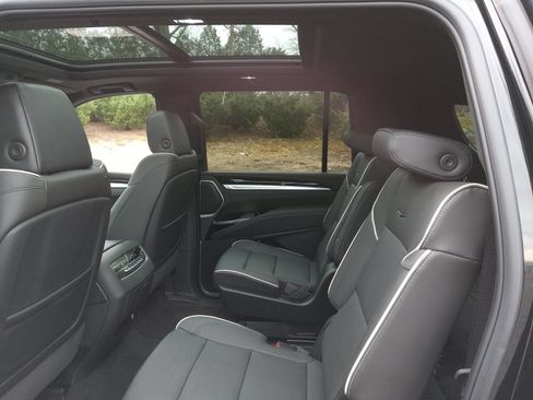 Used 2026 Cadillac Escalade ESV Sport w/ Touring Package AWD/4WD image 24