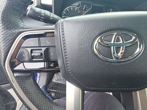 Used 2023 Toyota Tundra Limited AWD/4WD image 11