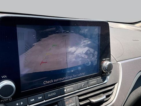 Used 2023 Nissan Altima 2.5 SR FWD image 26