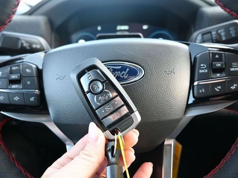 New 2026 Ford Explorer ST-Line w/ ST-Line Street Pack image 36