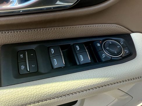 Certified 2021 GMC Yukon Denali w/ Denali Premium Package AWD/4WD image 19