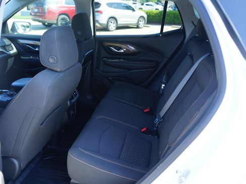 Used 2021 GMC Terrain SLE w/ Driver Convenience Package FWD image 20