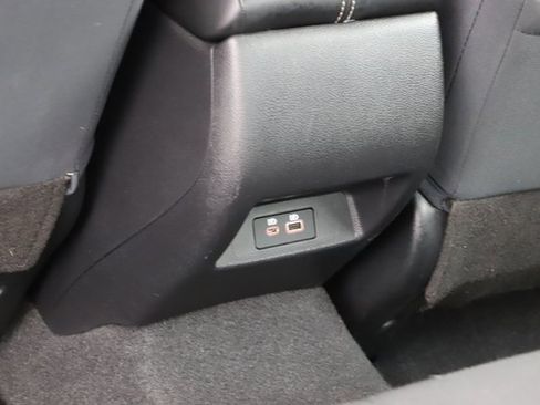 Used 2024 Nissan Altima 2.5 SV image 17