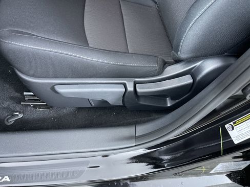 New 2025 Nissan Sentra SV image 13