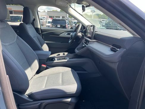 New 2026 Ford Explorer Active RWD image 12