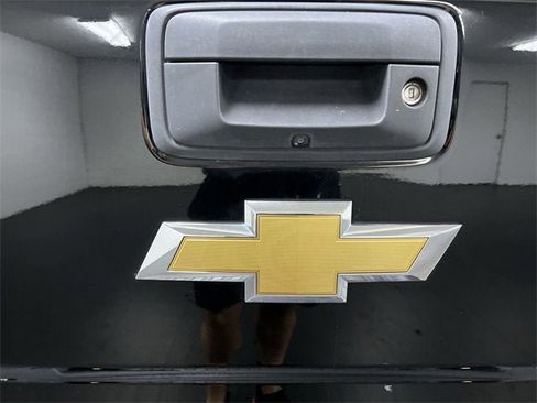 Certified 2018 Chevrolet Silverado 1500 High Country image 32