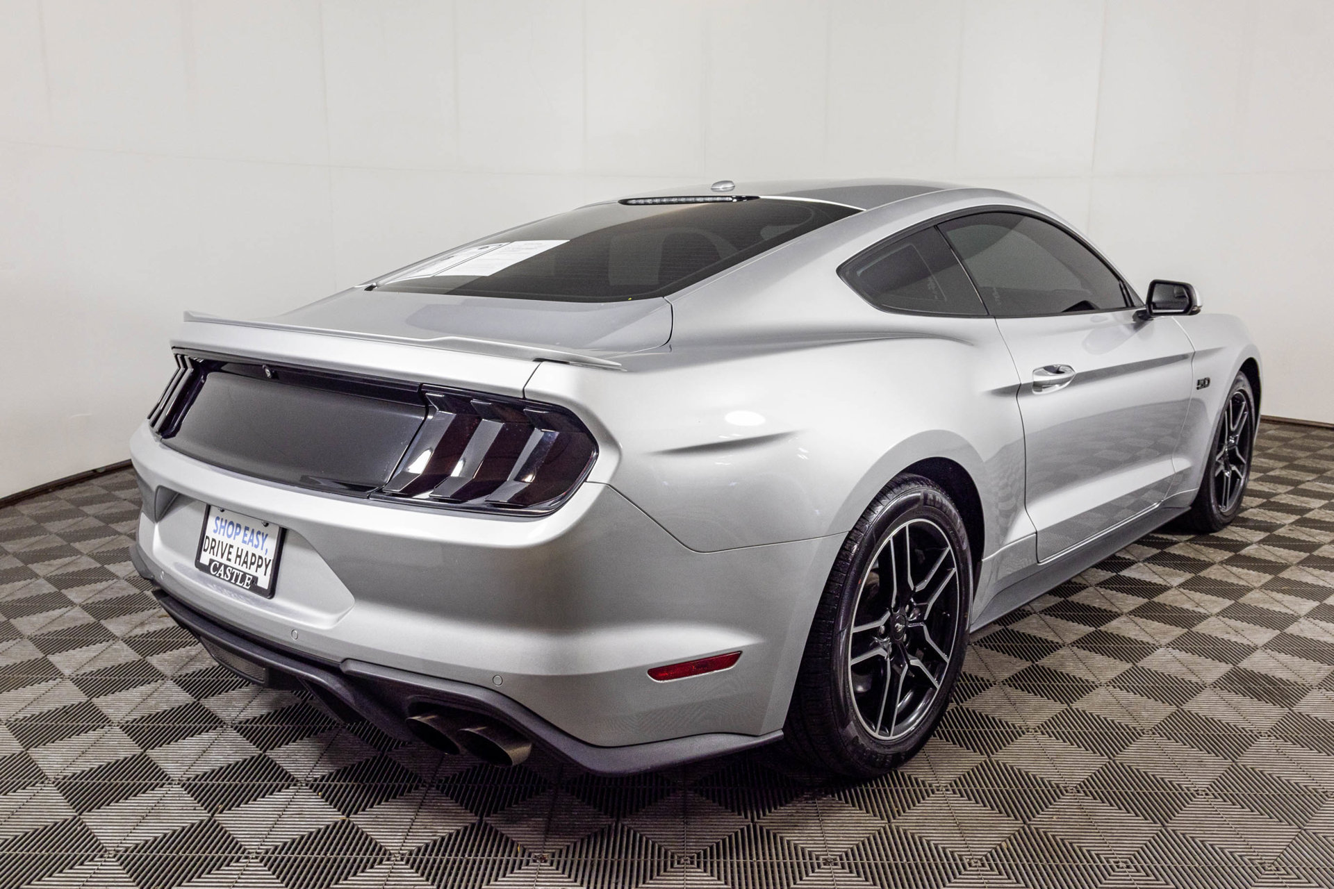 Used 2019 Ford Mustang GT Premium RWD image 16