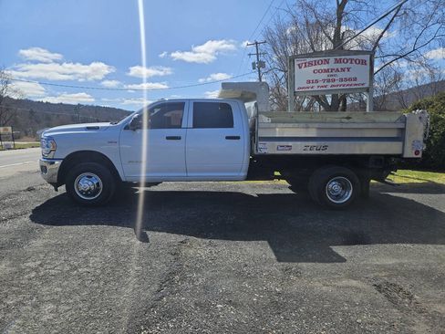 Used 2021 RAM 3500 Tradesman w/ Chrome Appearance Group AWD/4WD image 3