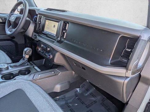 Used 2022 Ford Bronco 4-Door AWD/4WD image 23
