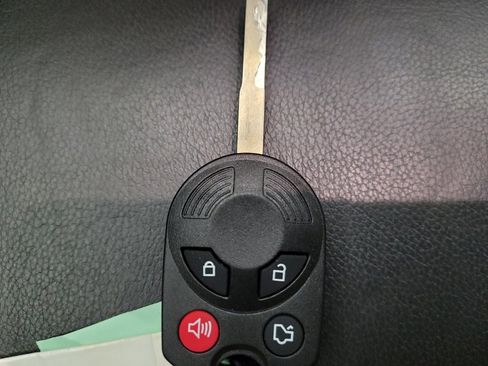 Used 2015 Ford Escape SE w/ Equipment Group 201A image 32