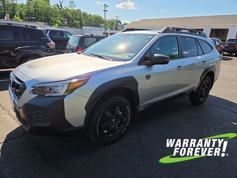 Used 2025 Subaru Outback Wilderness AWD/4WD image 3