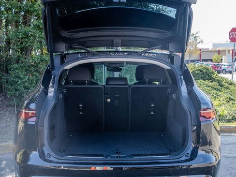 Used 2023 Jaguar F-PACE S image 26
