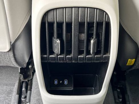 Used 2024 Hyundai Kona SEL FWD image 16