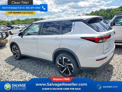 Used 2022 Mitsubishi Outlander ES FWD image 3