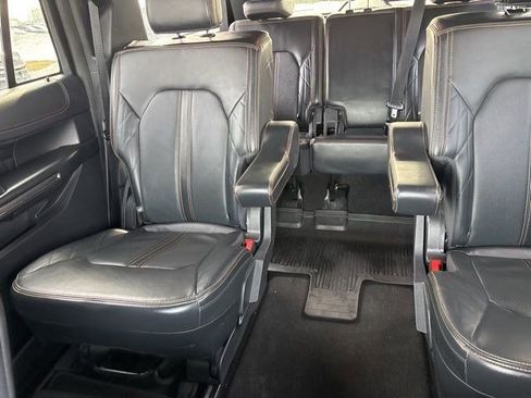 Used 2023 Ford Expedition Max Platinum AWD/4WD image 32