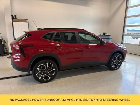 New 2026 Chevrolet Trax RS w/ Sunroof Package FWD image 2