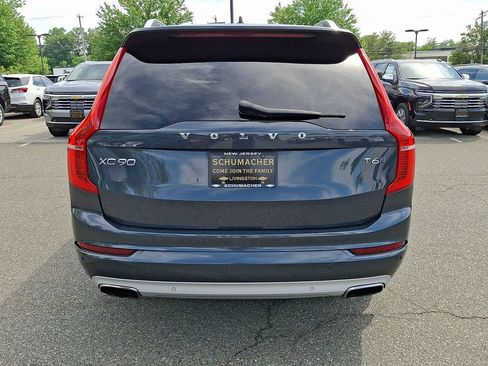 Used 2017 Volvo XC90 T6 Momentum w/ Vision Package AWD/4WD image 5
