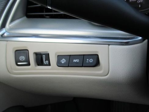 Used 2023 Cadillac XT5 Premium Luxury w/ Technology Package image 29