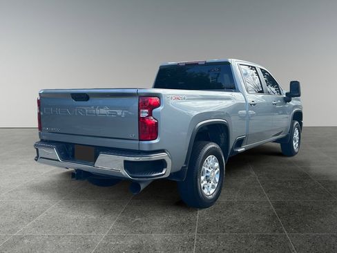 Used 2024 Chevrolet Silverado 2500 LT w/ Convenience Package AWD/4WD image 8